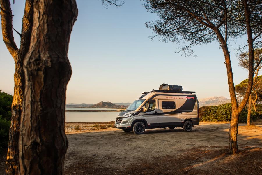 Fiat Ducato 4x4 Expedition 2017 года  (фото 18 из 19)
